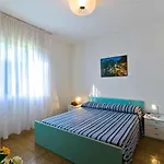 Apartamento In 24403 *