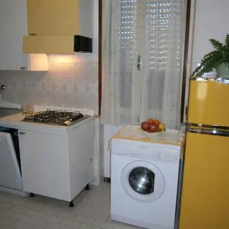 Apartment In 24403